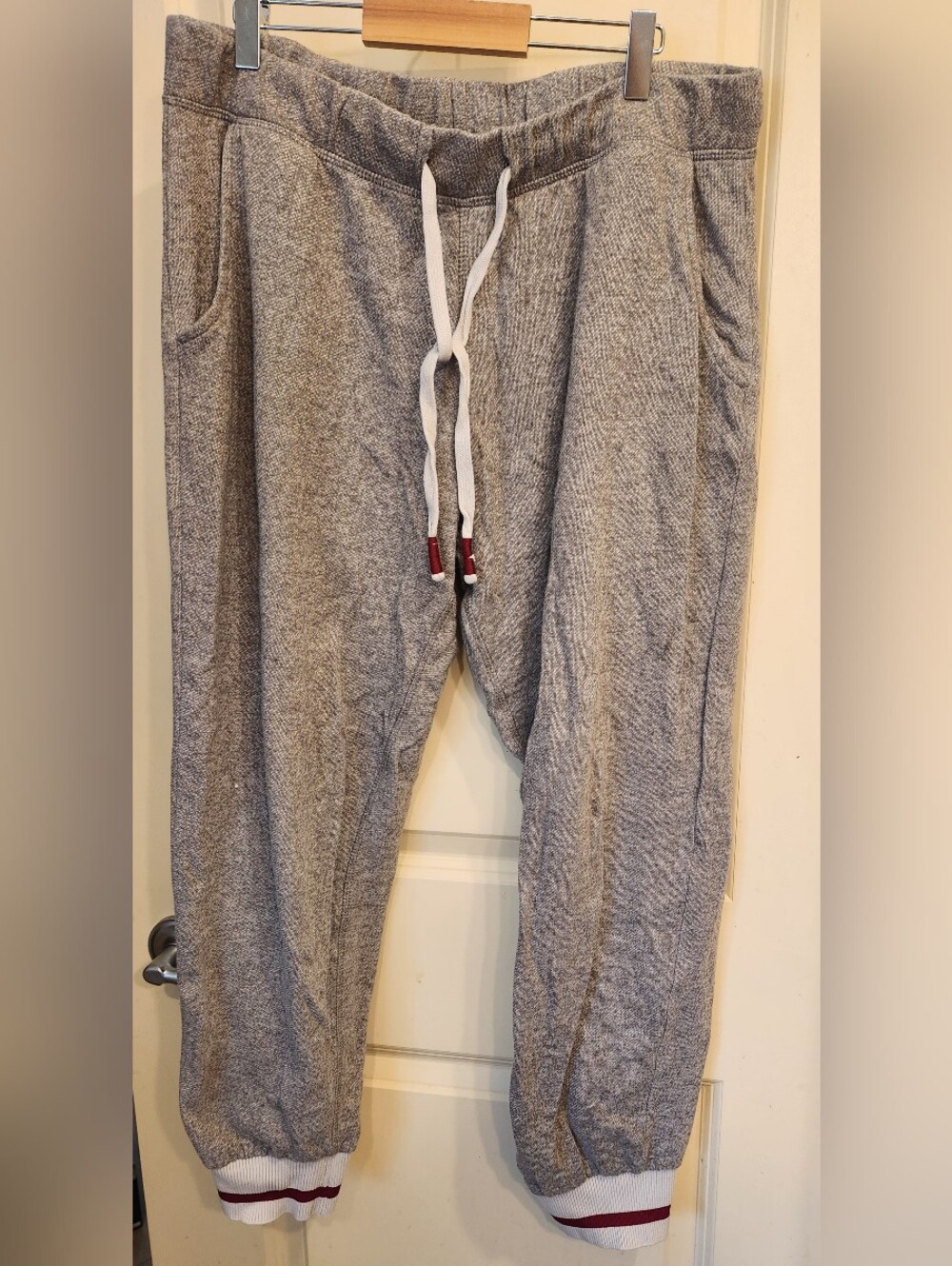 Classic Heather Gray Men's Knit Joggers with Drawstring